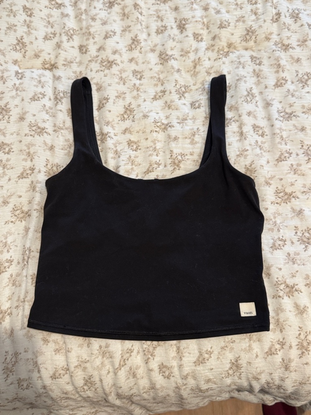 Vuori Black Women's Tank Crop Top